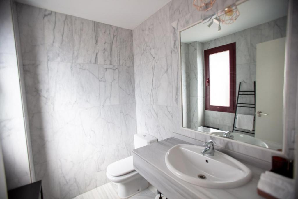 Private Pool Luxurious Villa With Mountain Views Estepona Exteriör bild